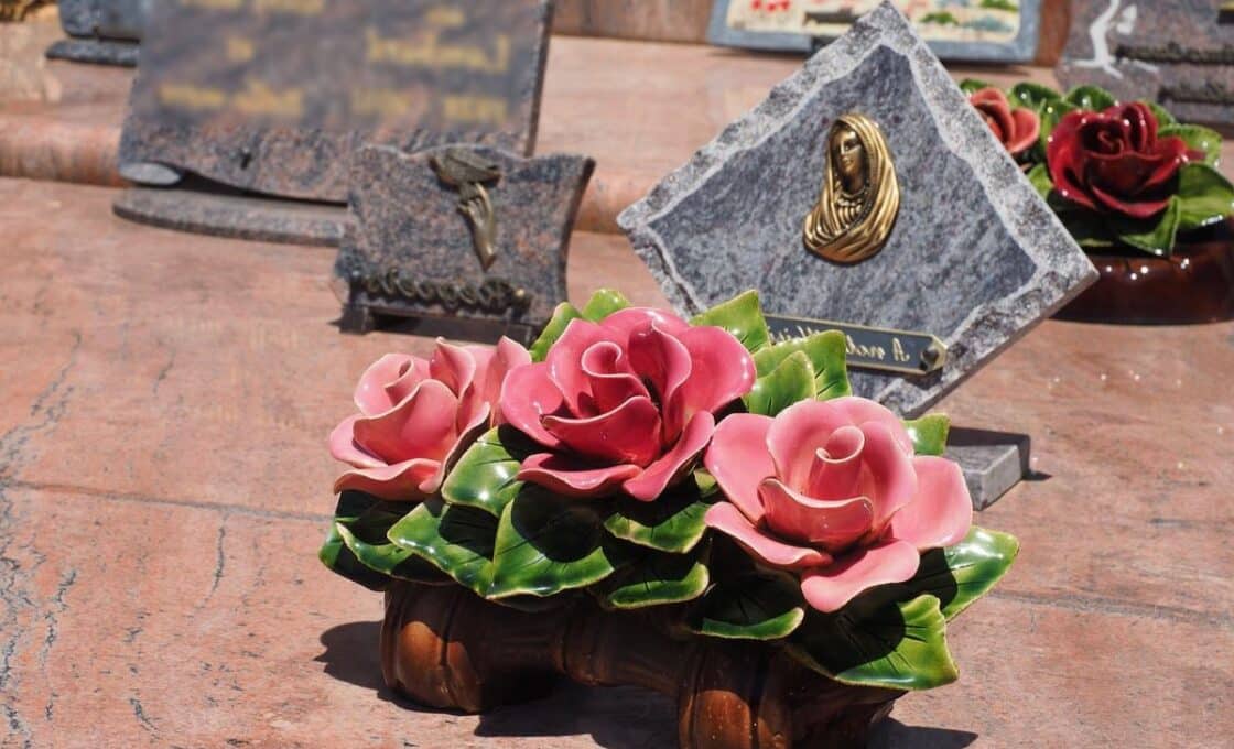 ou-acheter-plaque-funeraire